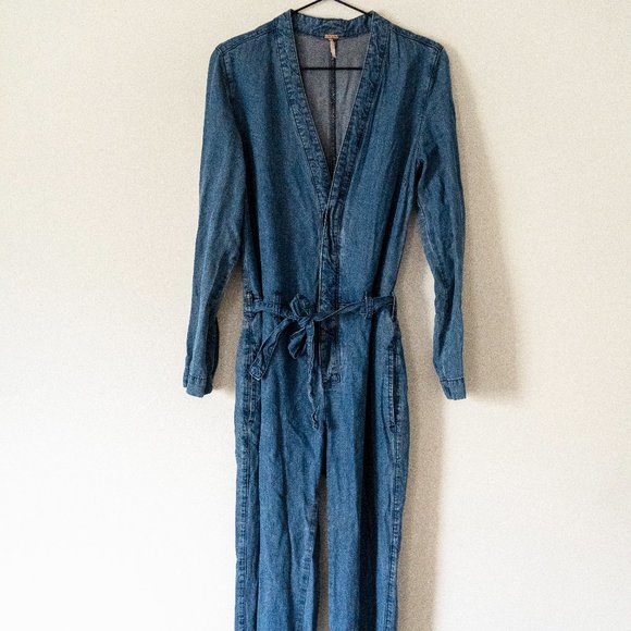 Free People Denim Jumpsuit with Waist Tie Size 0 - Picture 1 of 4